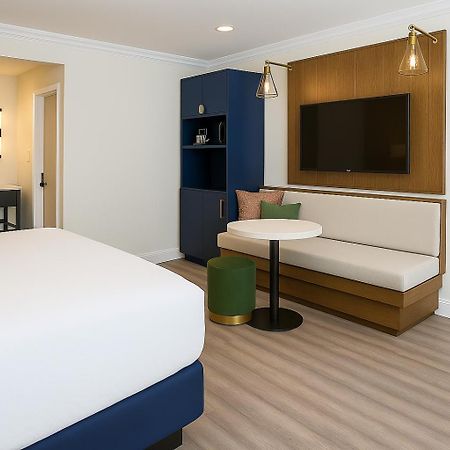 The Woodrose- Newly Renovated Hotel Уилиц Екстериор снимка