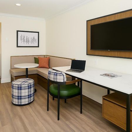 The Woodrose- Newly Renovated Hotel Уилиц Екстериор снимка