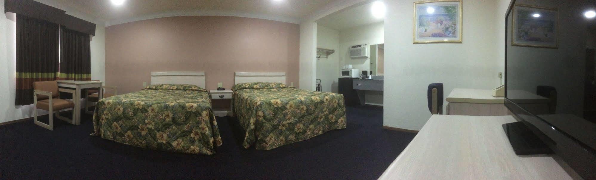 The Woodrose- Newly Renovated Hotel Уилиц Екстериор снимка