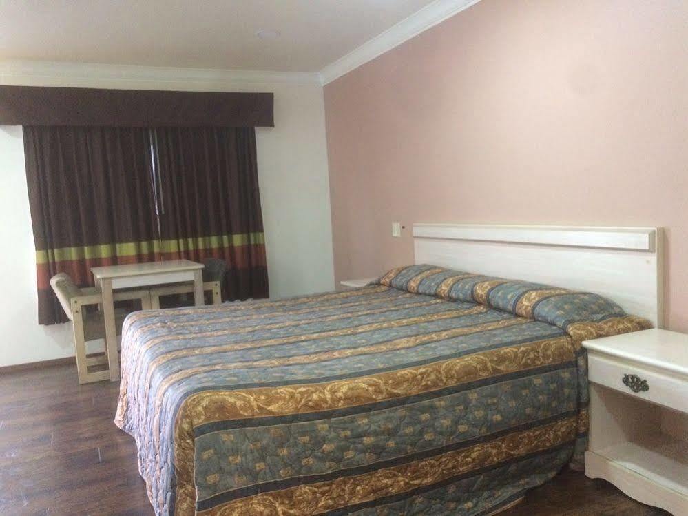 The Woodrose- Newly Renovated Hotel Уилиц Екстериор снимка